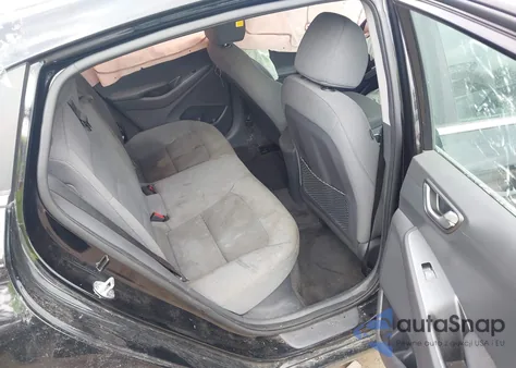 2022 Hyundai Ioniq Plug-In Hybrid Sel from USA, damaged, VIN KMHC75LD1NU277823